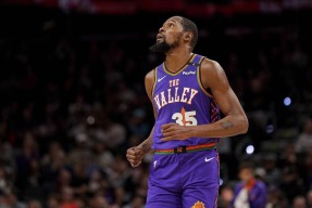 开云体育-杜兰特新星出色防守表现惊艳，FPX未来可期！的简单介绍