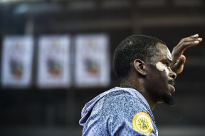 开云体育-关于杜兰特连续二十场比赛得分超过败北，湖人挑战极限！的信息