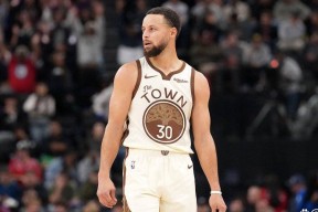 开云- 李景亮vs狼王回放 