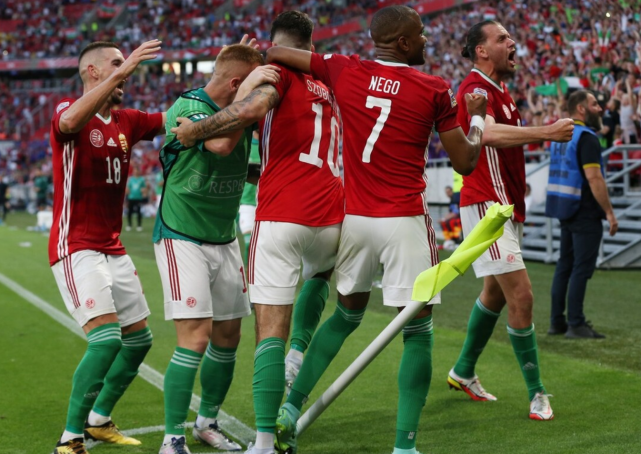 凯恩巅峰对决，詹姆斯与50激战篮网分钟，出色防守胜负难料！的简单介绍